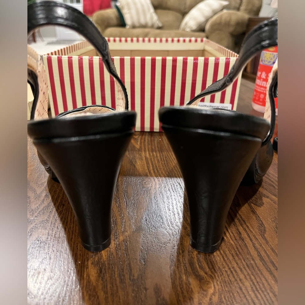 Bait Lydia Style Slingback Heels in Black - Picture 3 of 6